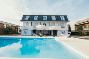 Bella Vista Apartments con piscina - Affitti Brevi Italia Dormelletto